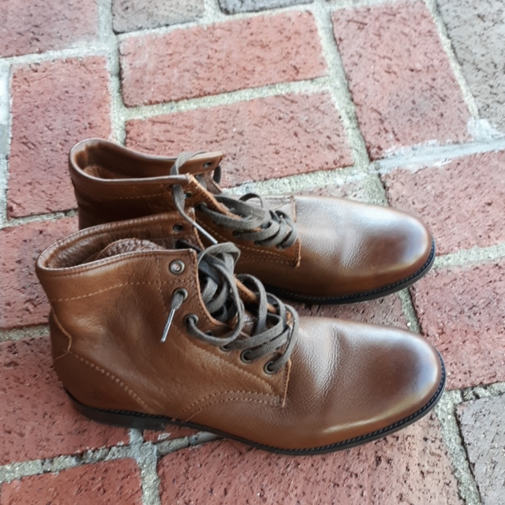 Women's cognac frye boot tyler size 9